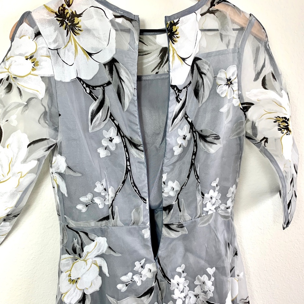 Grey & White Floral Dress - Picture 6 of 7